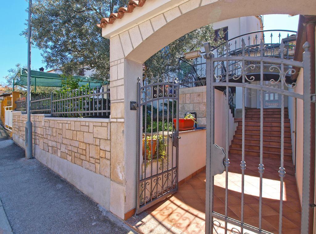 Apartments Lidija 1305 Pula Zewnętrze zdjęcie